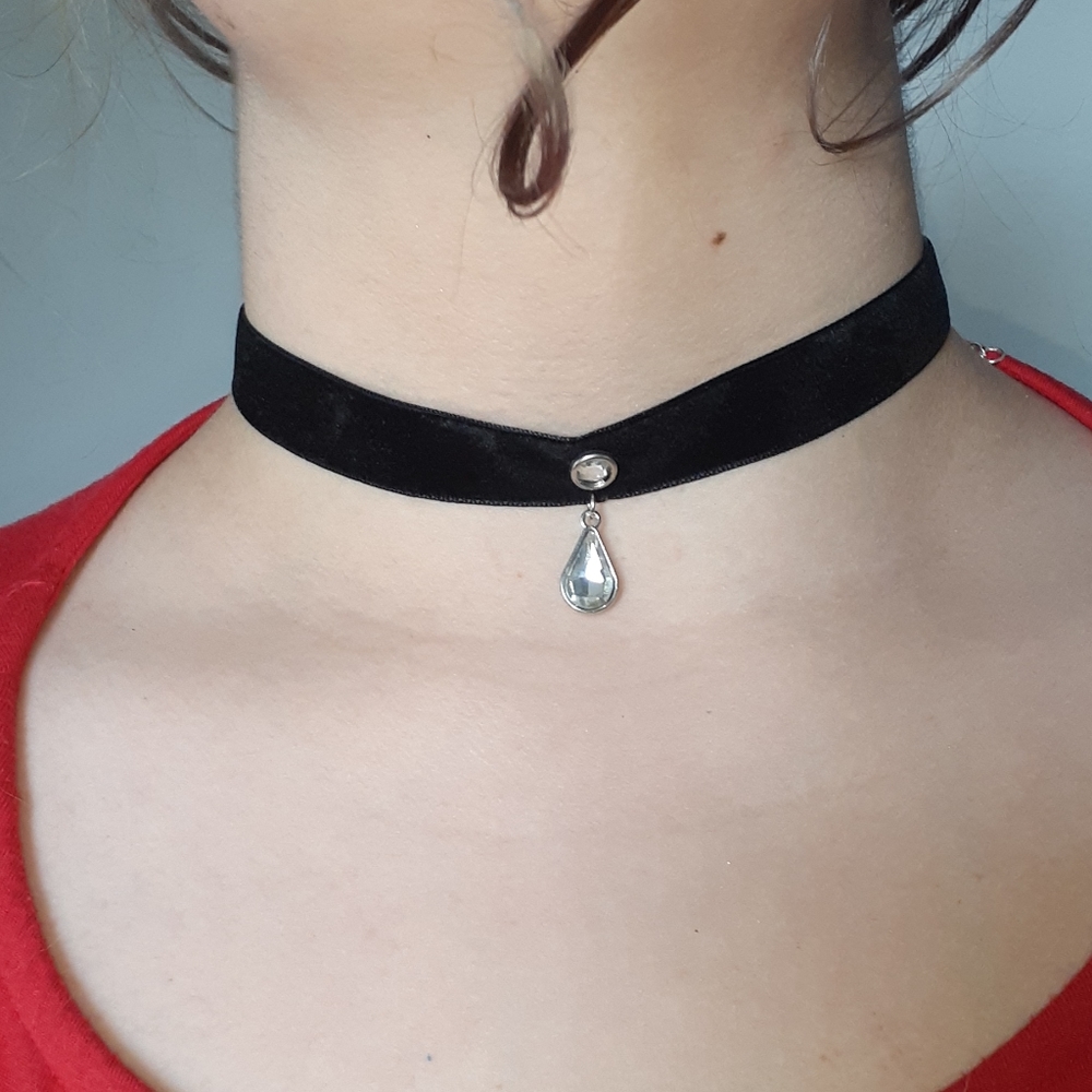 Handmade, black velvet choker necklace with stud.